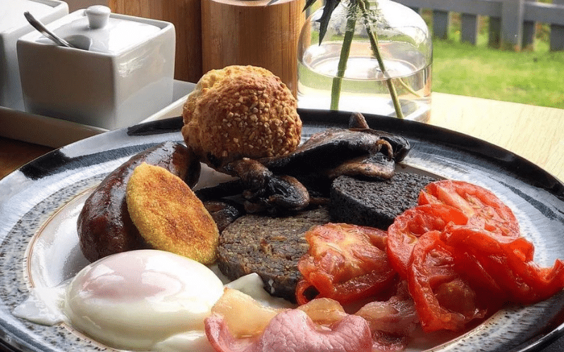 FULL SCOTTISH BREAKFAST